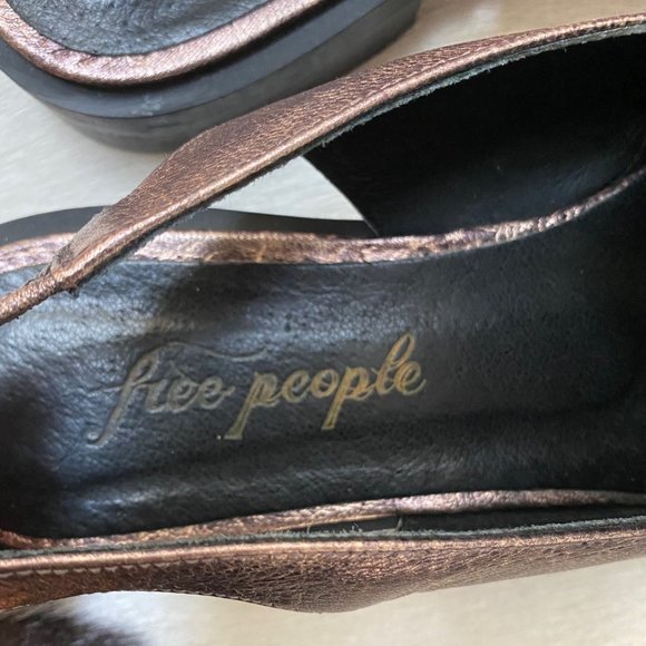 Free People Rose Gold Mules with Gold Rhinestones - W size 39 / 8M - Picture 2 of 10